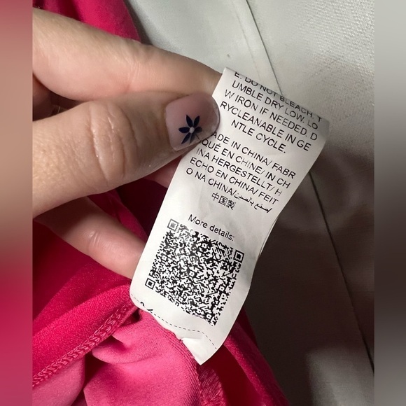 SHEIN EZwear Plus Hot Pink Flap Pocket Twist Hem Crop Blouse 2X - Picture 7 of 8